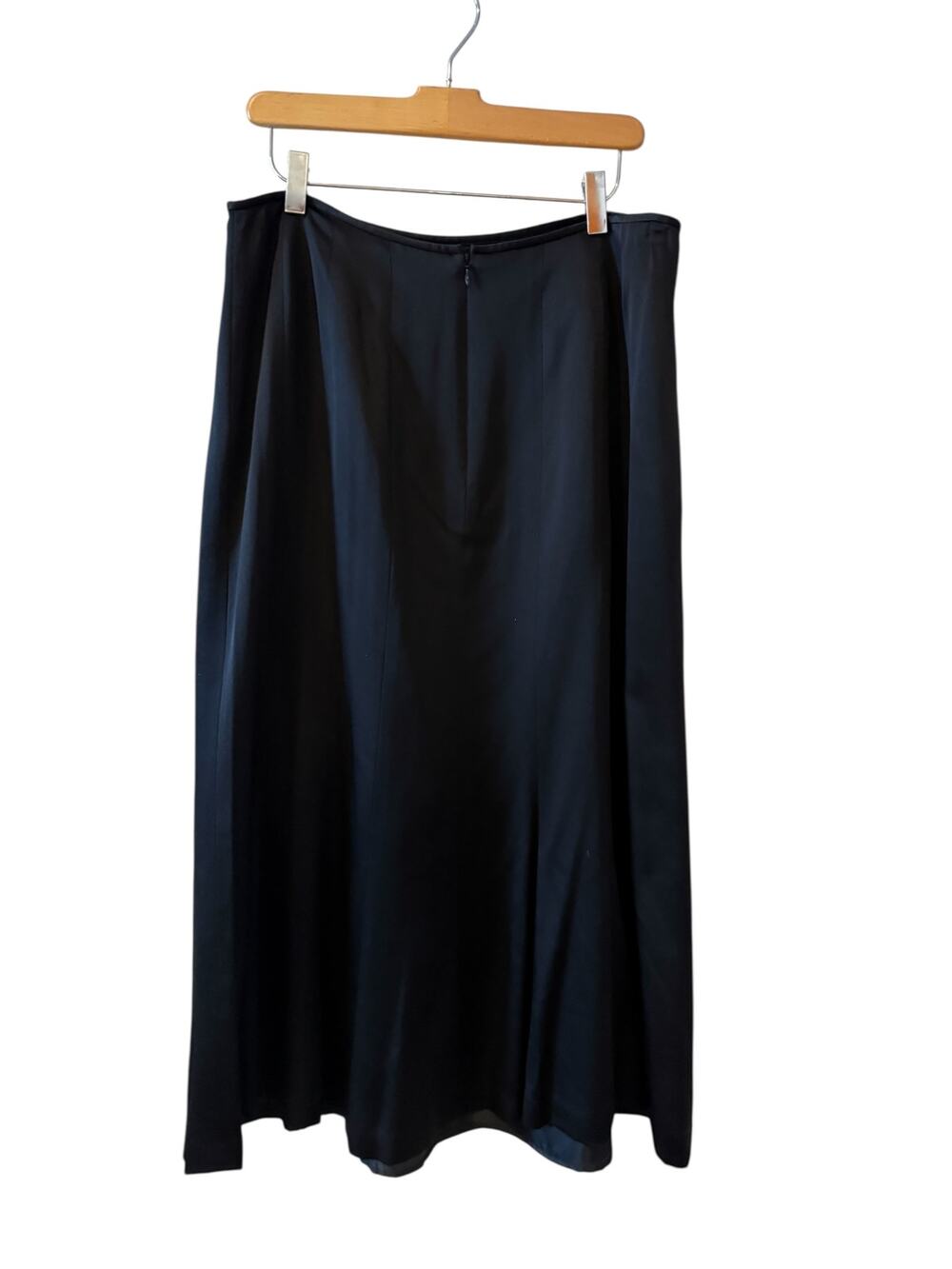 Talbots Luxe Silk Twirl Midi Skirt Black 14